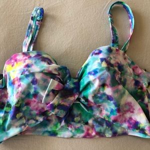 BNWOT watercolor bikini top
